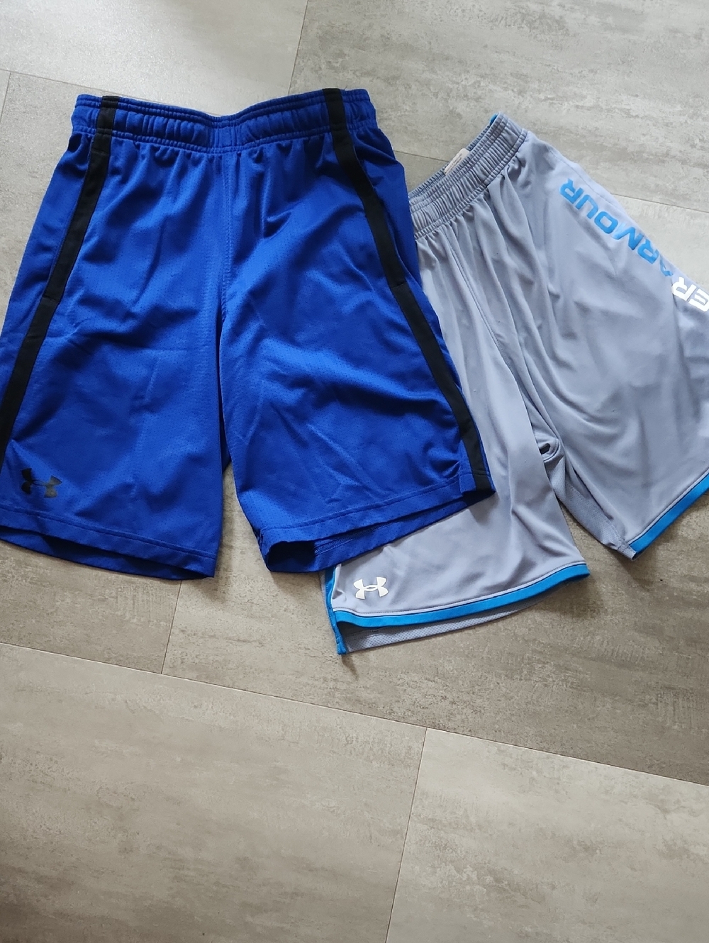 2 Pr. Under Armour Shorts Athletic Baseball Softball Tennis Weightlifter